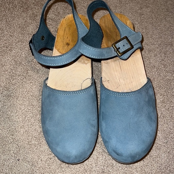 Madden Girl Blue Clogs - Picture 2 of 6